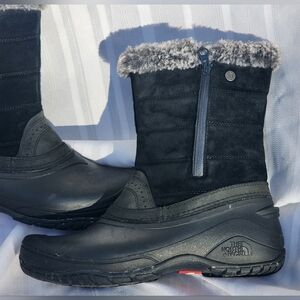 THE NORTH FACE WOMEN's SUEDE HEAT PERFORATED FAUX FUR SNOW Boots Size 10M